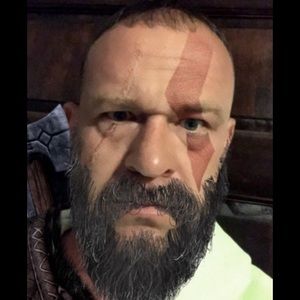 Meet your Posher, Chris